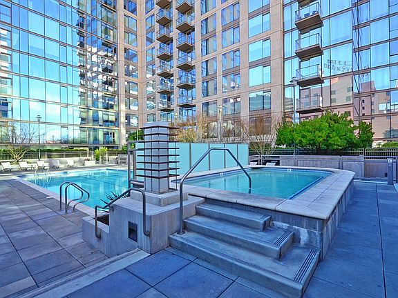 5th image of 38 N Almaden Blvd Unit 1601