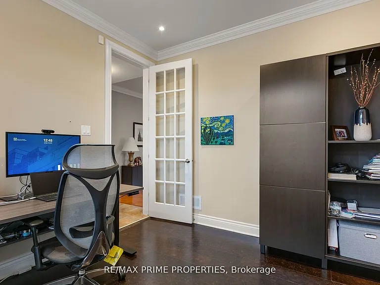 72 Branthaven St — Photo 3