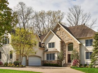 281 Valley Dr, Watchung, NJ 07069