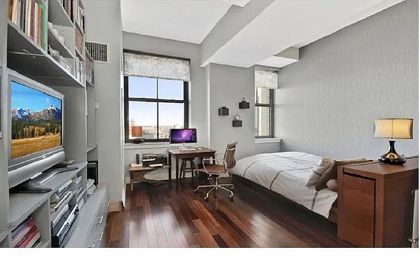 Rented by Corcoran | media 41