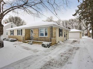 1024 S Kernan Ave, Appleton, WI 54915