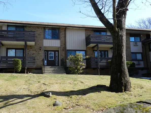 194 Sierra Vista Lane, Valley Cottage, NY 10989