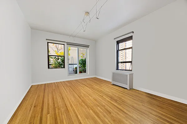 Sold by Compass | media 16