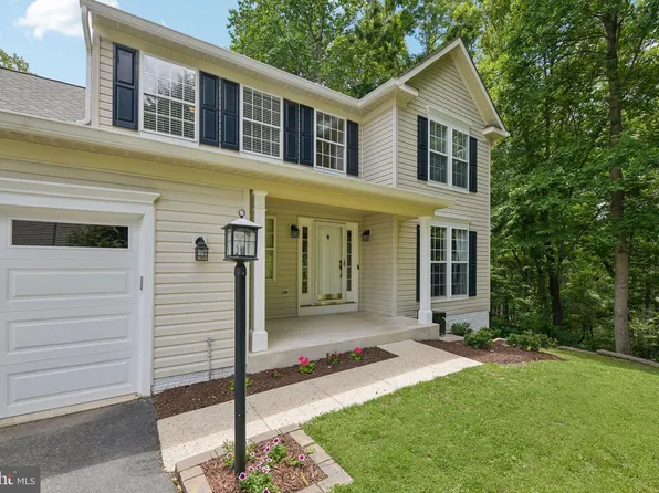 2425 Harrison Ct, Chesapeake Beach, MD 20732