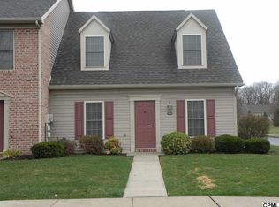 476 Stonehedge Ln, Mechanicsburg, PA 17055