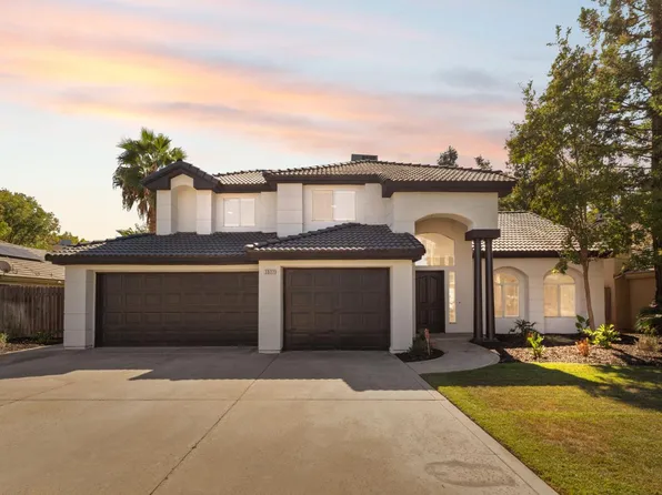 1577 E Muncie Ave, Fresno, CA 93720