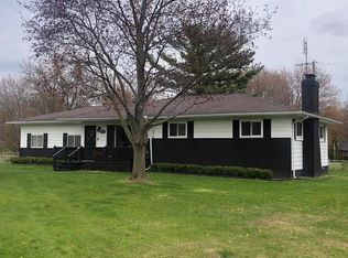1398 Hira St, Waterford, MI