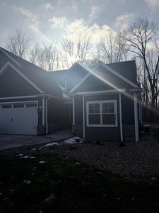 1170 Lochaven Cir #8B, Hillsdale, MI, 49242