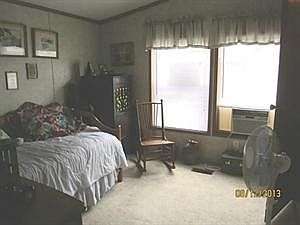 5th image of 6021 Ketchum Ave Trlr 2