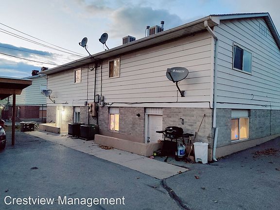 5th image of 1837 W Hyannis Ave #B