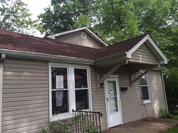 2nd image of 2511 E Milton Ave