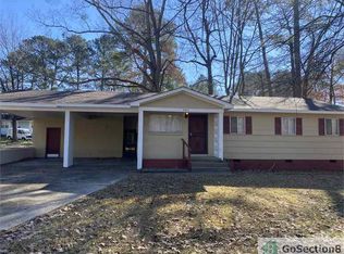 405 Edwina Cir, Jackson, MS 39212