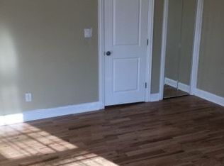 628 8th St NE APT 5, Washington, DC 20002