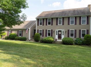 10 Wagonwheel Rd, Seekonk, MA 02771
