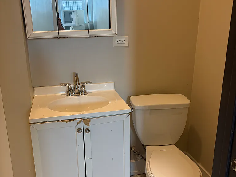 4138 S Archer Ave #214 — Photo 4