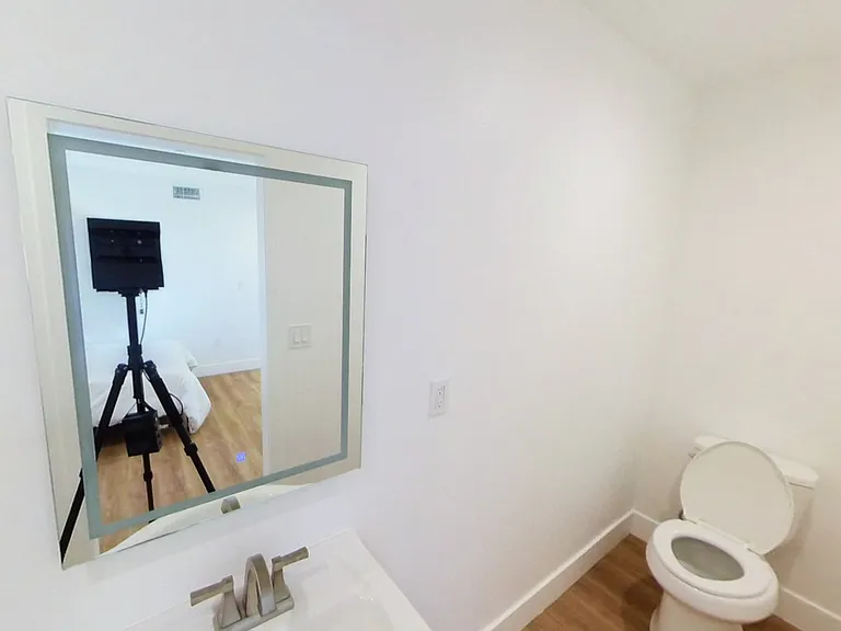 1607 W 35th Pl — Photo 31