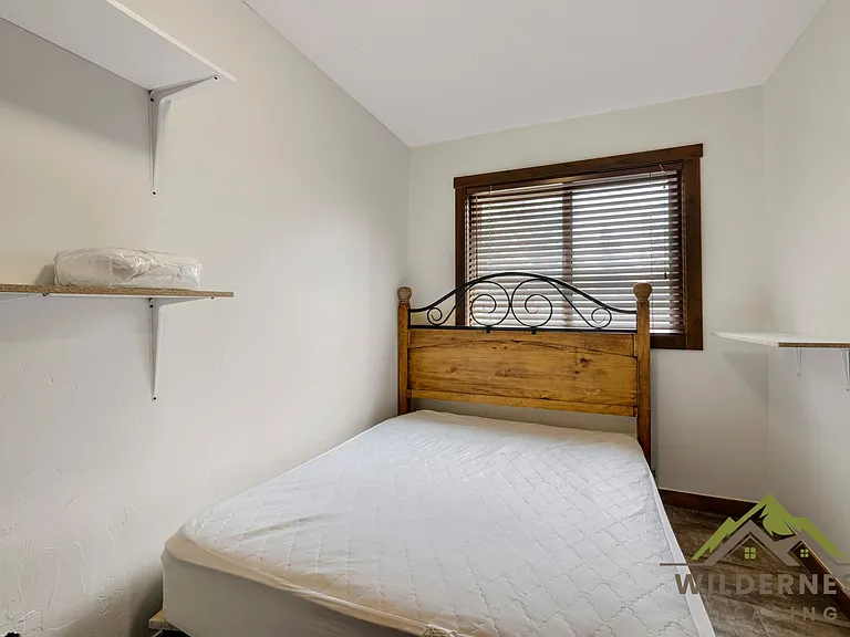 6748 Ryan Gulch Rd — Photo 5