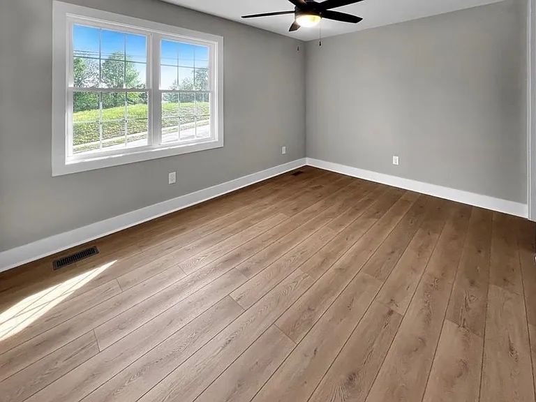 618 Monument St #618 — Photo 10
