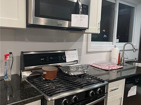 2nd image of 13 Harrison St