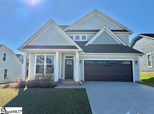 210 Daystrom Dr, Greer, SC 29651