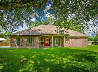127 Horseshoe Rd, Schriever, LA 70395