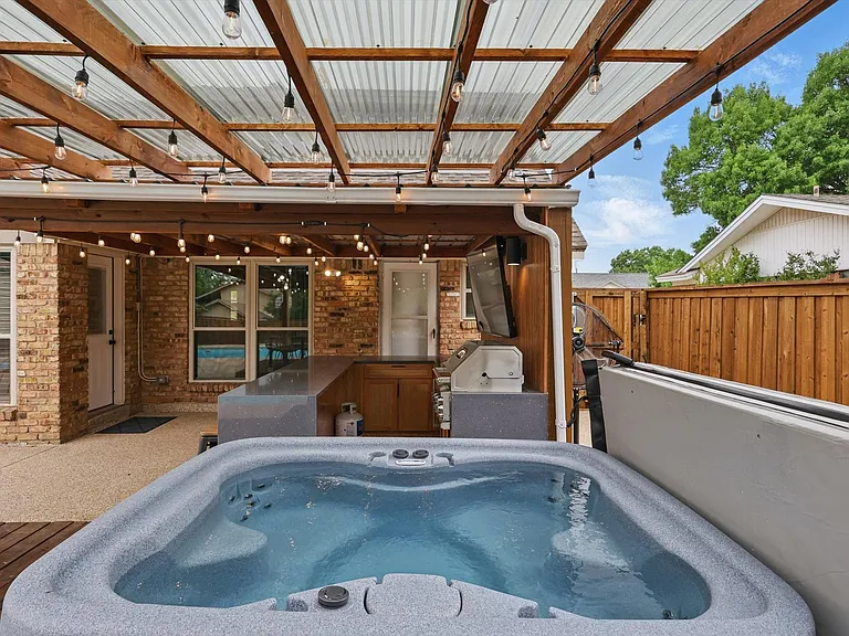 6333 Tosca Dr — Photo 40