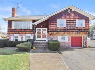 402 California Rd, Bronxville, NY 10708