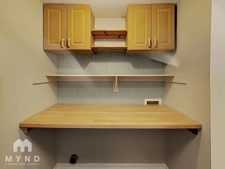 608 Helms Dr — Photo 14