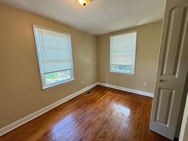 107 Sasportas Ln — Photo 19