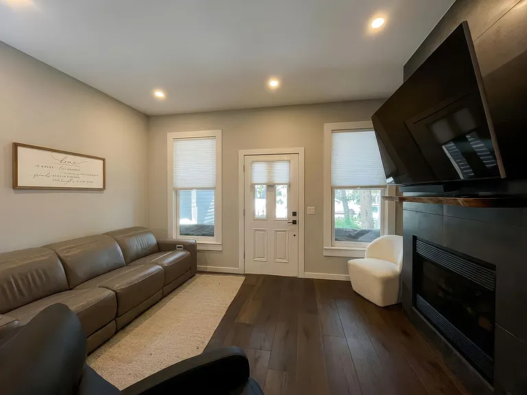 218 N French St — Photo 5