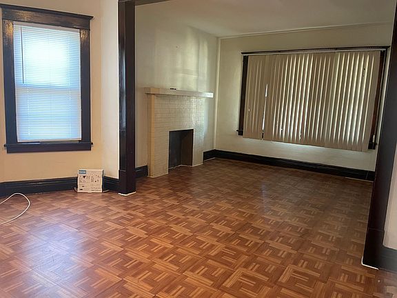 2nd image of 267 Humboldt Pkwy #1