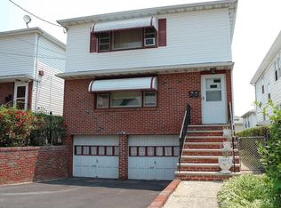 194 Hillside Ter, Irvington, NJ 07111