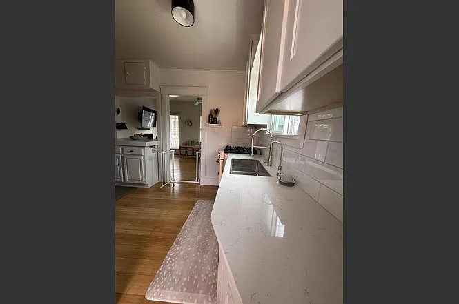 605 Genter St — Photo 6