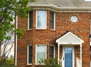 1812 Volvo Pkwy, Chesapeake, VA 23320