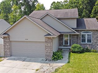 2336 Shadycroft Dr, Burton, MI