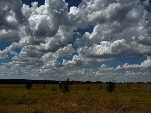 108 Highway 174, Meridian, TX 76665