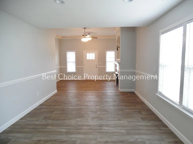 1386 Romany Ct — Photo 7