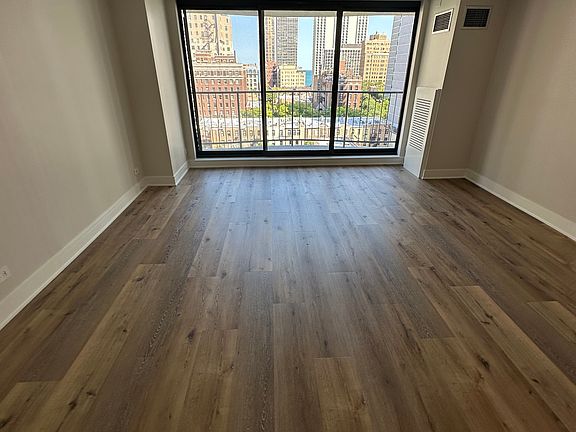 4th image of 1250 N Dearborn St APT 10A