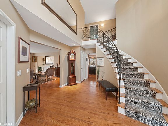 3rd image of 2164 Tanglewood Ct
