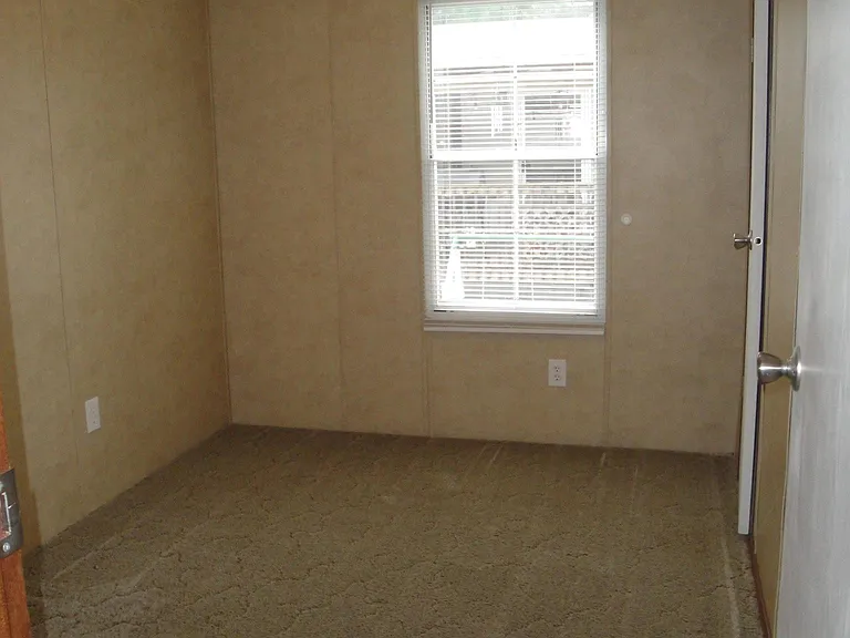 1115 Ole Hwy #35 — Photo 22