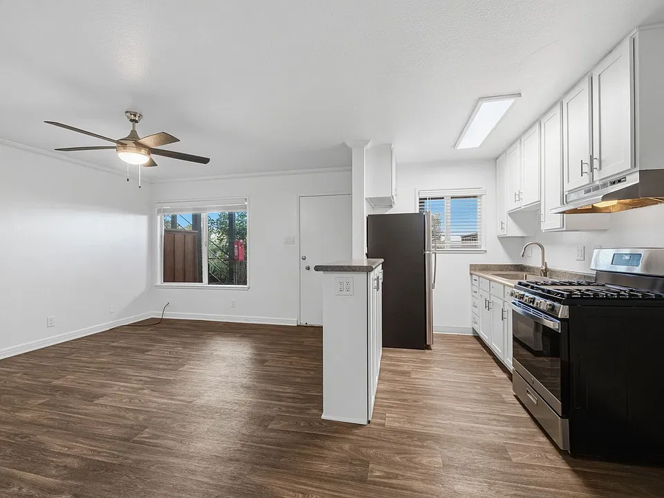 7 Merrydale Rd #2