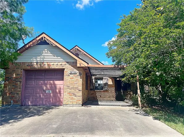 210 Eden Isles Blvd, Slidell, LA 70458