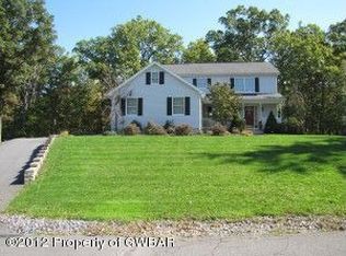 13 Gable Crest Dr, Pittston Township, PA 18640