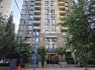 1295 Richards St #302, Vancouver, BC V6B 1B7
