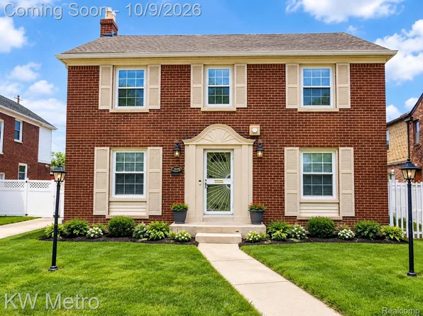 19965 Warrington Dr, Detroit, MI 48221