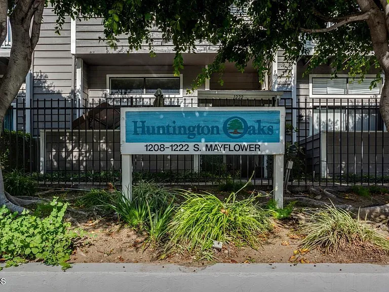 1214 S Mayflower Ave #D — Photo 20