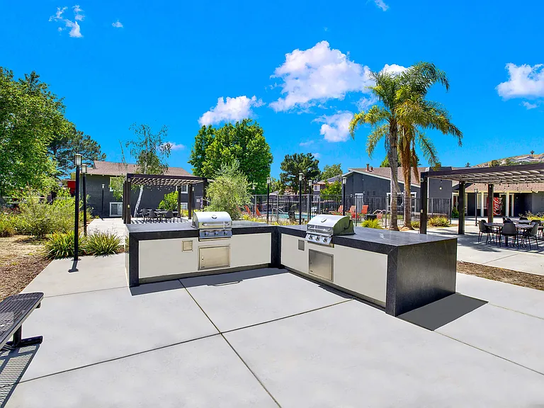 Monterra Ridge Apartments — Photo 21
