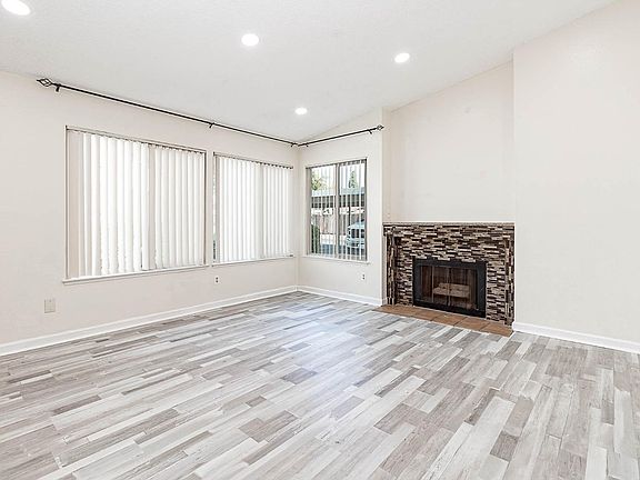 2nd image of 1313 Floyd Ave APT 192
