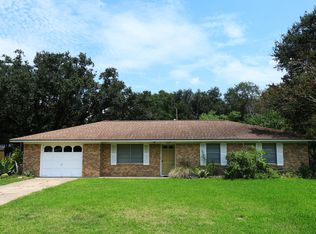 1603 Avenue D, Danbury, TX 77534