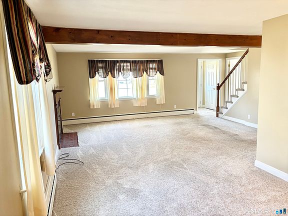 5th image of 10 Richard Road